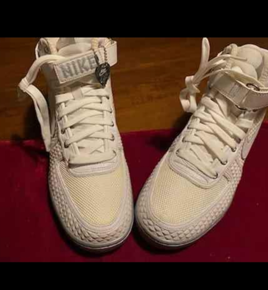 SOLD!!!!! Nike vandal Supreme heavy metal edition. Size 12